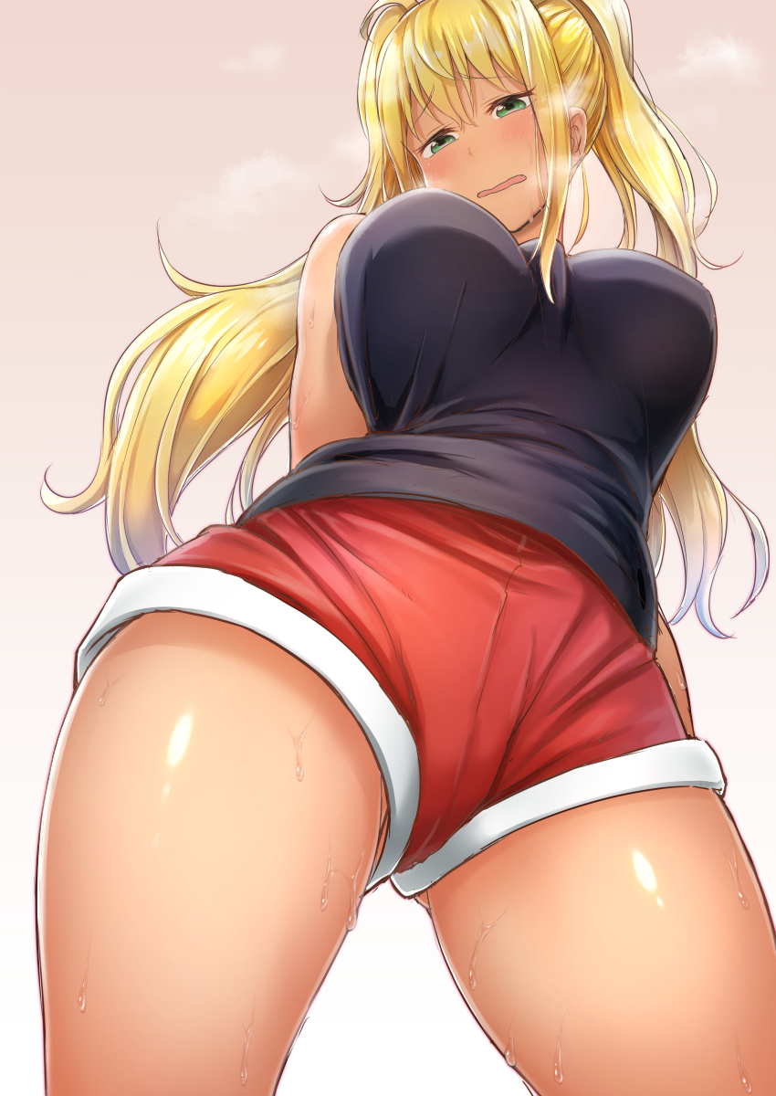 1girl arms_behind_back beige_background black_shirt blonde_hair blush breasts commentary_request danberu_nan_kiro_moteru? dark_skin eyebrows_visible_through_hair from_below gradient gradient_background green_eyes heavy_breathing highres large_breasts long_hair open_mouth otonari red_shorts sakura_hibiki_(danberu_nan_kiro_moteru?) shirt shorts sleeveless sleeveless_shirt solo standing sweat twintails wavy_mouth