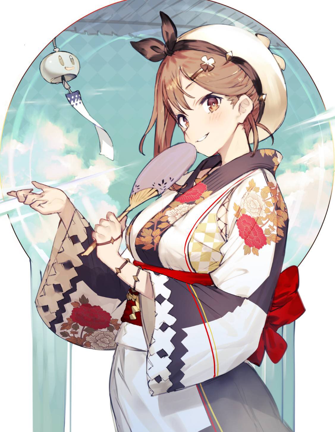1girl alternate_costume atelier_(series) atelier_ryza breasts brown_eyes brown_hair fan from_side hair_ornament hairclip highres holding holding_fan japanese_clothes kimono large_breasts looking_at_viewer paper_fan reisalin_stout solo toridamono uchiwa upper_body white_headwear yukata
