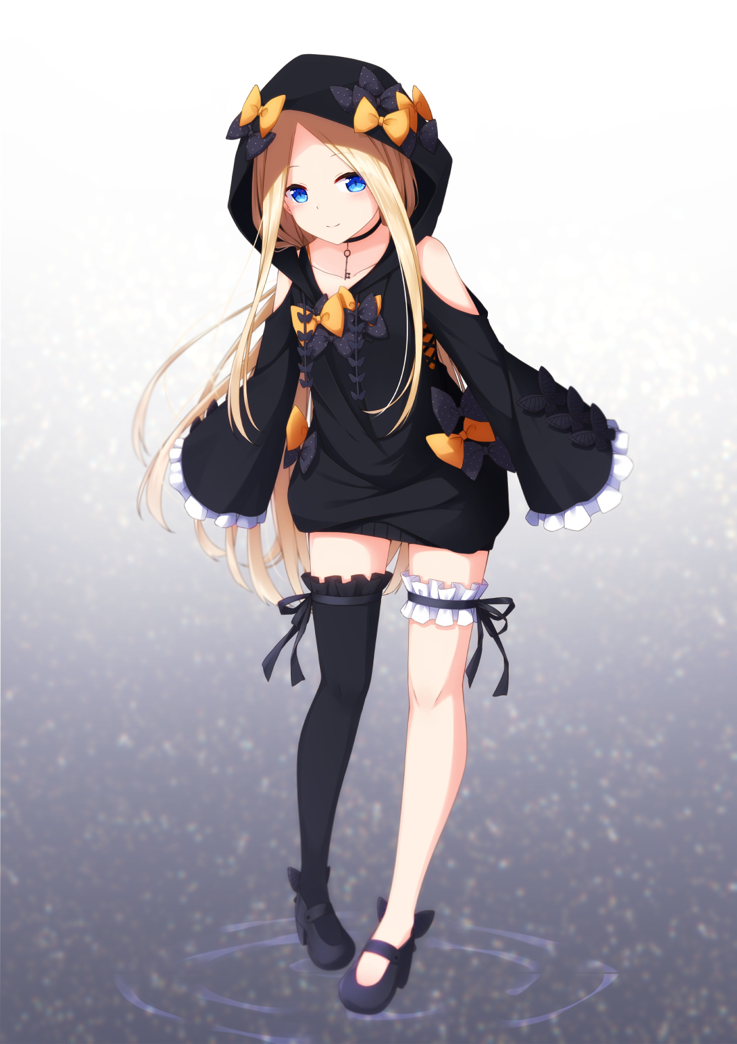 1girl abigail_williams_(fate/grand_order) alternate_costume aoi_thomas bangs bare_shoulders black_bow black_choker black_footwear black_hoodie black_legwear blonde_hair blue_eyes bow choker closed_mouth collarbone commentary_request eyebrows_visible_through_hair fate/grand_order fate_(series) forehead frilled_sleeves frills full_body gradient gradient_background grey_background highres hood hood_up hoodie key leg_garter long_hair long_sleeves mary_janes orange_bow parted_bangs polka_dot polka_dot_bow shoes shoulder_cutout single_thighhigh sleeves_past_fingers sleeves_past_wrists smile solo standing thigh-highs very_long_hair white_background
