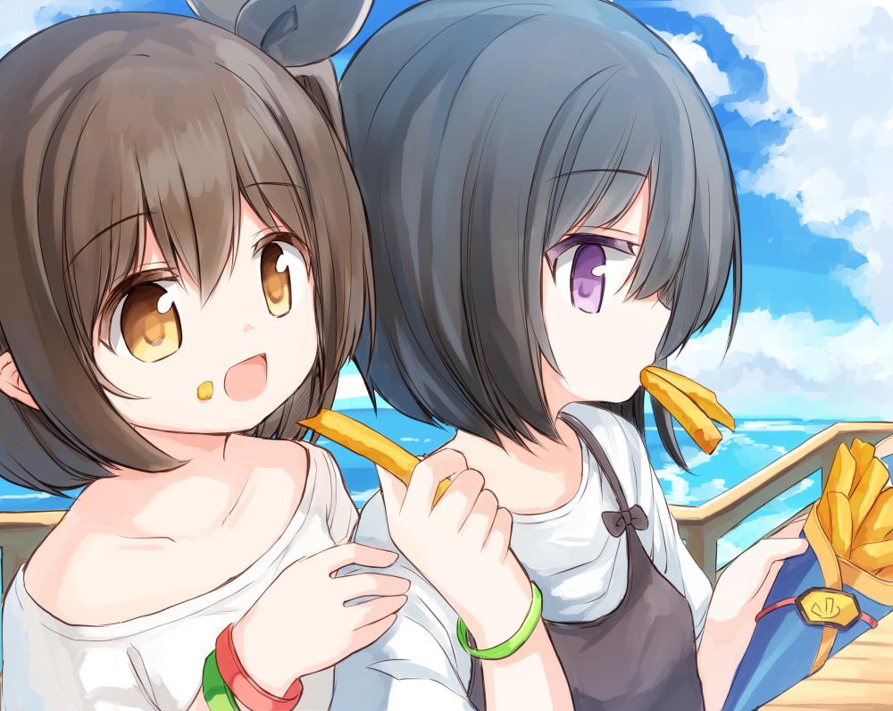 2girls :d bangs black_dress black_hair black_ribbon blue_sky brown_eyes brown_hair closed_mouth clouds cloudy_sky collarbone commentary_request day dress eyebrows_visible_through_hair feeding food food_in_mouth food_on_face french_fries hair_between_eyes hair_ribbon holding holding_food horizon mouth_hold multiple_girls ocean off-shoulder_shirt off_shoulder one_side_up open_mouth original outdoors profile railing ribbon shirt short_hair short_sleeves sky sleeveless sleeveless_dress smile upper_body violet_eyes water white_shirt yuuhagi_(amaretto-no-natsu)