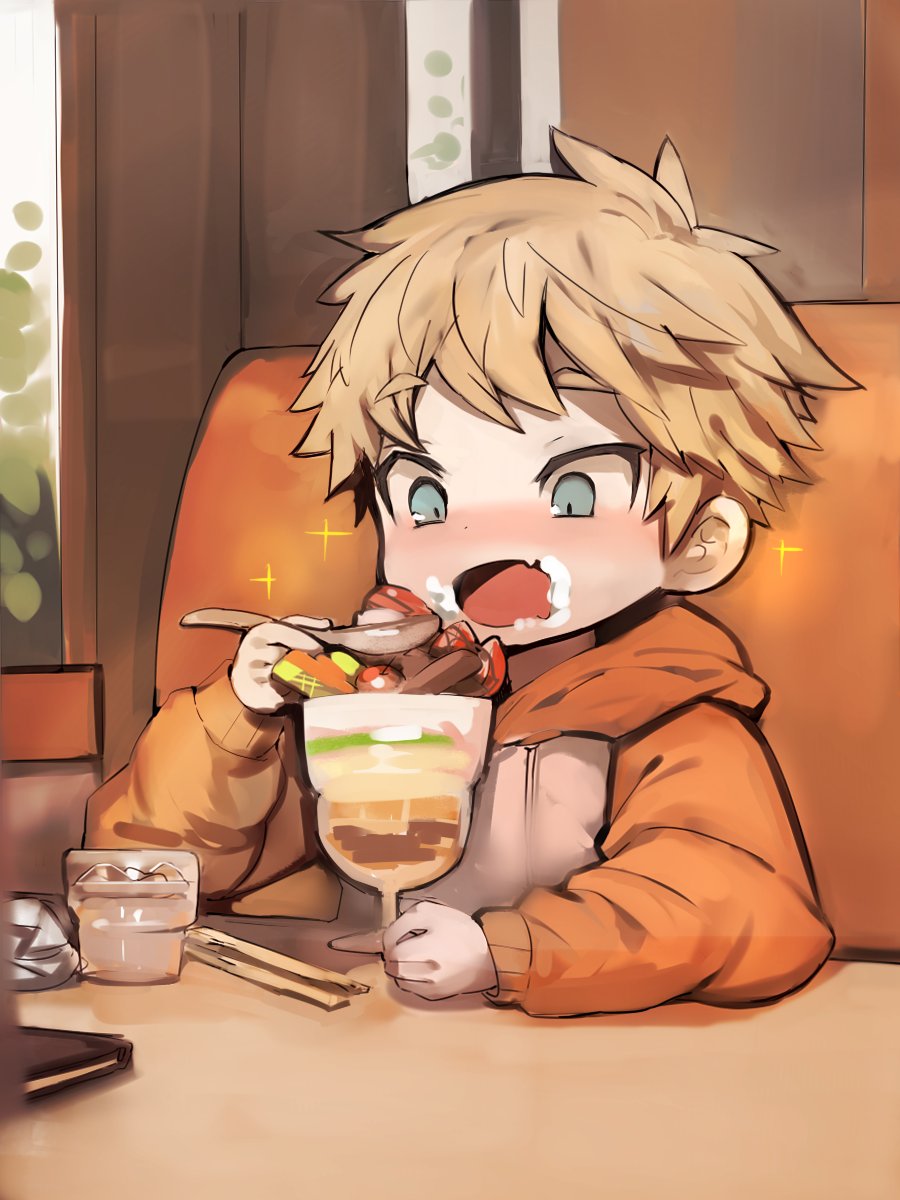 1boy blonde_hair blue_eyes blush dessert eyebrows_visible_through_hair fang food food_on_face highres hood hoodie male_focus original shirokujira skin_fang smile solo sparkle