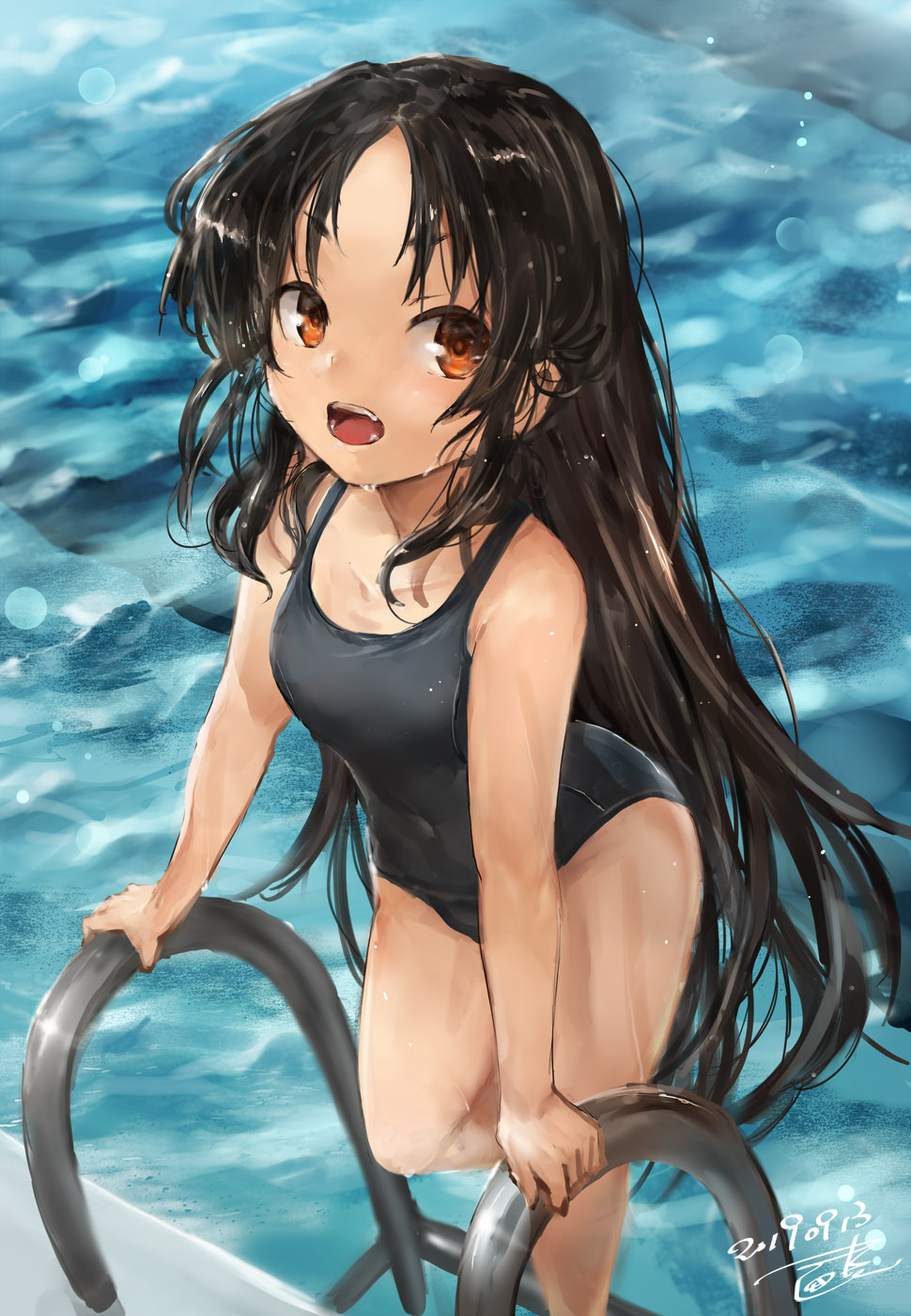1girl bangs black_hair blue_swimsuit blush breasts brown_eyes commentary_request covered_navel eyebrows_visible_through_hair hair_down highres kantai_collection long_hair looking_at_viewer nisshin_(kantai_collection) one-piece_swimsuit open_mouth pool pool_ladder poolside school_swimsuit smile solo swimsuit thighs toka_(marchlizard) very_long_hair water wet