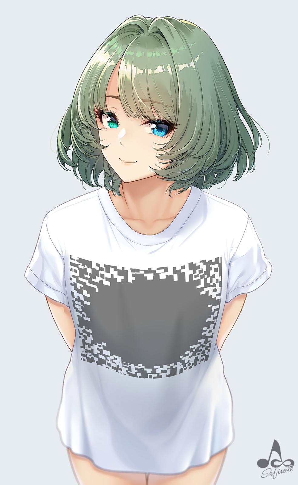 1girl arms_behind_back artist_name blue_eyes bottomless commentary_request cowboy_shot fluttering_heart_illusion green_eyes green_hair grey_background heterochromia highres idolmaster idolmaster_cinderella_girls infinote looking_at_viewer meme mole mole_under_eye shirt short_hair simple_background smile solo t-shirt takagaki_kaede white_shirt