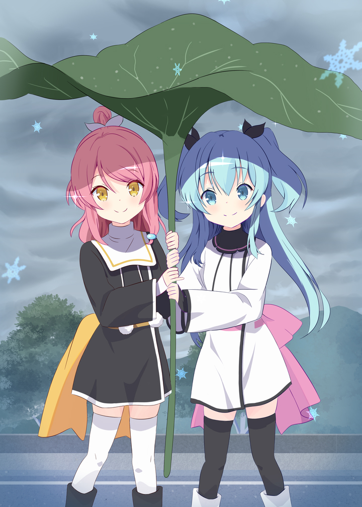 2girls bangs black_dress black_footwear black_legwear black_ribbon blue_eyes blue_hair blush boots brown_eyes carol_(sora_no_method) closed_mouth clouds cloudy_sky commentary_request derivative_work dress eyebrows_visible_through_hair hair_between_eyes hair_bun hair_ribbon holding holding_leaf leaf leaf_umbrella long_hair long_sleeves multiple_girls noel_(sora_no_method) outdoors overcast pink_hair ribbon sky smile snowflakes sora_no_method thigh-highs two_side_up very_long_hair white_dress white_footwear white_legwear white_ribbon wide_sleeves yutsuki_warabi