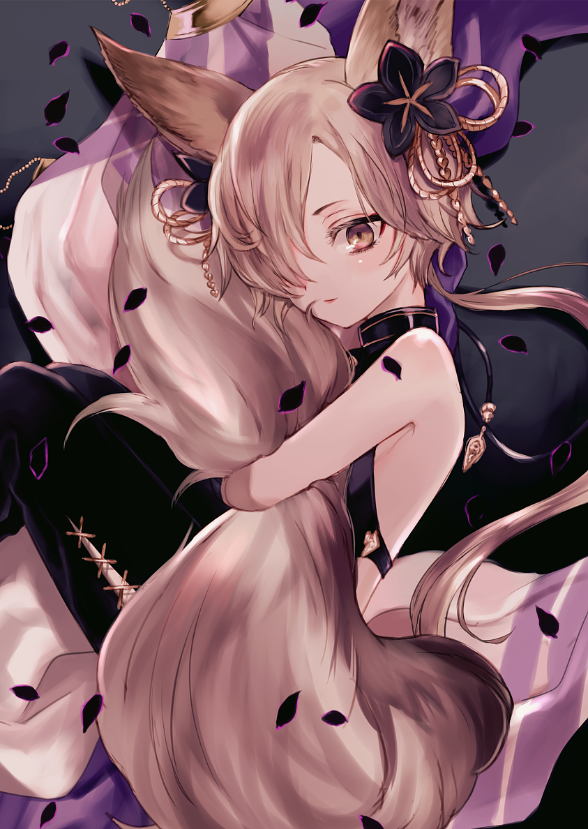 animal_ears backless_outfit blonde_hair brown_eyes erune fox_boy fox_ears fox_tail granblue_fantasy hair_ornament hair_over_one_eye kou_(granblue_fantasy) large_tail long_hair looking_at_viewer male_focus maruino side-tie_legwear sideless_outfit solo tail tail_hug