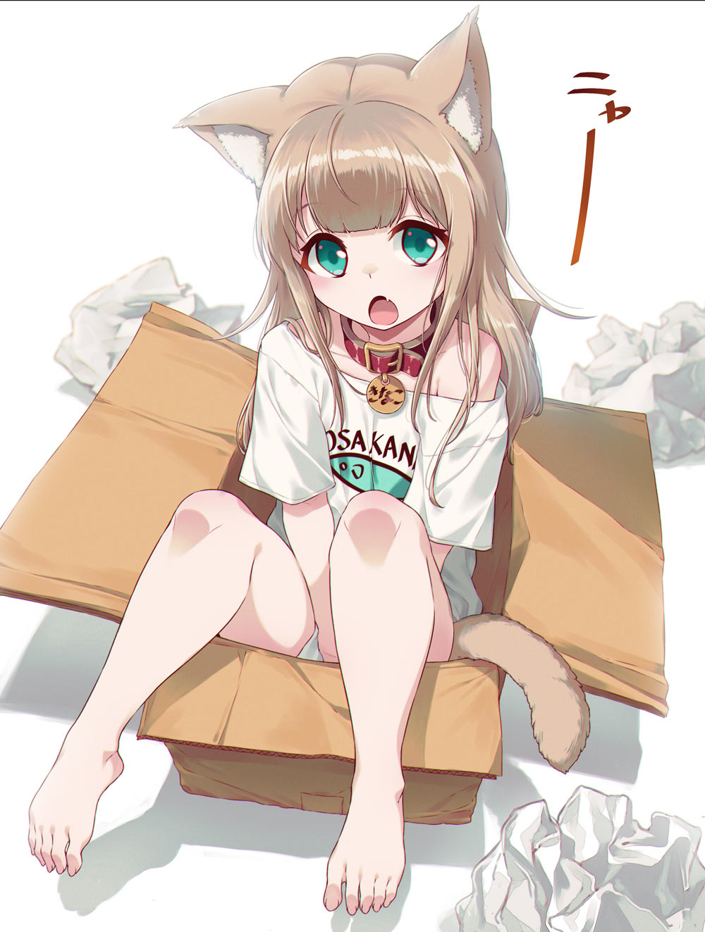 1girl 40hara :o animal_ear_fluff animal_ears aqua_eyes bangs barefoot blonde_hair box cardboard_box cat_ears cat_girl cat_tail clothes_writing commentary_request fang feet highres in_box in_container kinako kinako_(40hara) long_hair looking_at_viewer open_mouth original pet_collar shirt skin_fang solo t-shirt tail white_shirt