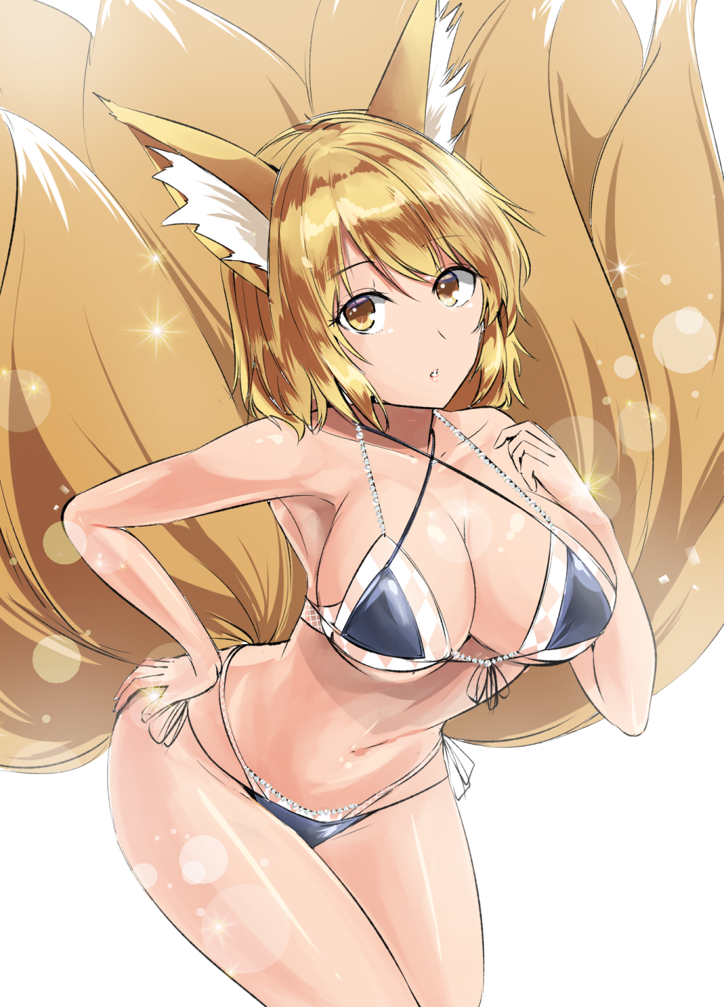 1girl animal_ear_fluff animal_ears argyle argyle_bikini bangs bare_arms bare_shoulders bikini black_bikini blonde_hair breasts collarbone commentary_request cowboy_shot criss-cross_halter eyebrows_visible_through_hair fox_ears fox_tail groin halterneck hand_on_hip hand_up highleg highleg_bikini highres large_breasts layered_bikini leaning_forward lens_flare looking_at_viewer multiple_tails navel no_hat no_headwear parted_lips short_hair side-tie_bikini simple_background solo standing stomach swimsuit tail thighs touhou white_background y2 yakumo_ran yellow_eyes