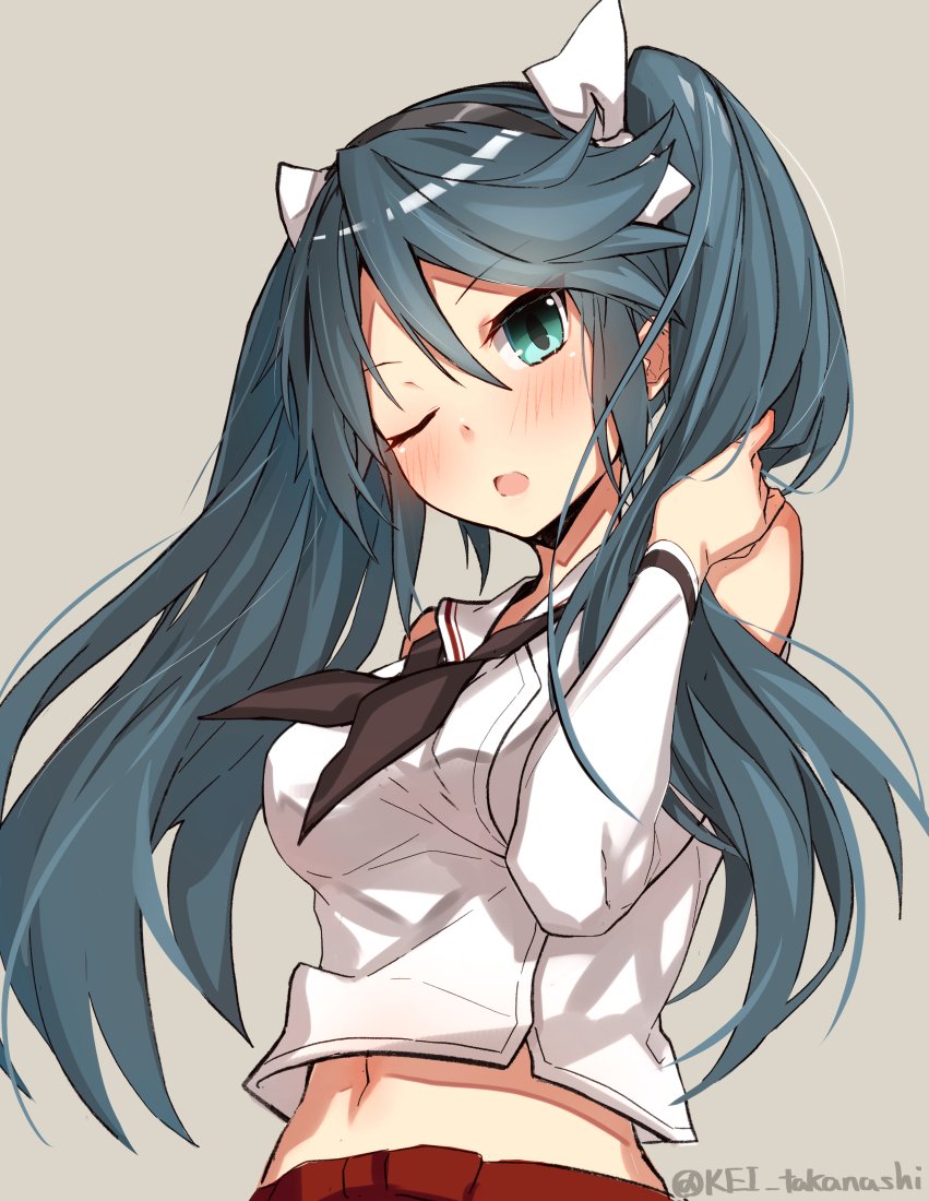 1girl black_hairband black_neckwear detached_sleeves green_eyes green_hair grey_background hairband holding holding_hair isuzu_(kantai_collection) kantai_collection long_hair looking_at_viewer neckerchief one_eye_closed sailor_collar school_uniform serafuku simple_background solo takanashi_kei_(hitsujikan) twintails twitter_username white_sailor_collar