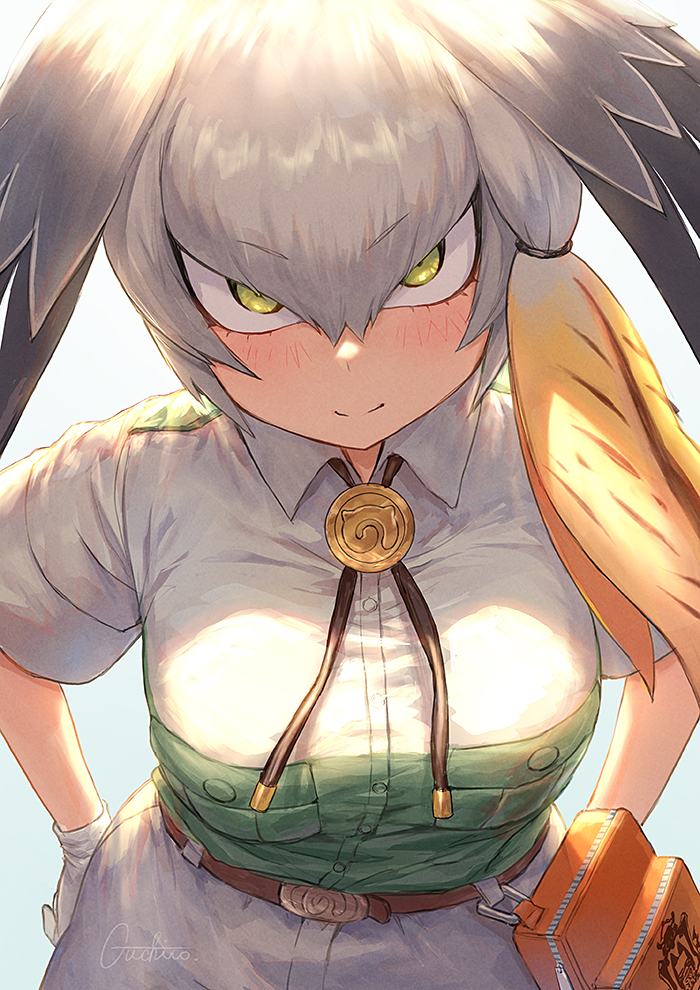 1girl alternate_costume bag bangs belt belt_bag belt_buckle blonde_hair blush breast_pocket buckle commentary dress_shirt eyebrows_visible_through_hair gloves green_eyes green_shirt grey_hair guchico hair_between_eyes hand_on_hip japari_symbol kemono_friends looking_at_viewer medal multicolored_hair multicolored_shirt pocket shirt shoebill_(kemono_friends) short_hair_with_long_locks short_sleeves shorts signature single_sidelock smile solo two-tone_hair v-shaped_eyebrows white_gloves white_shirt white_shorts wing_collar