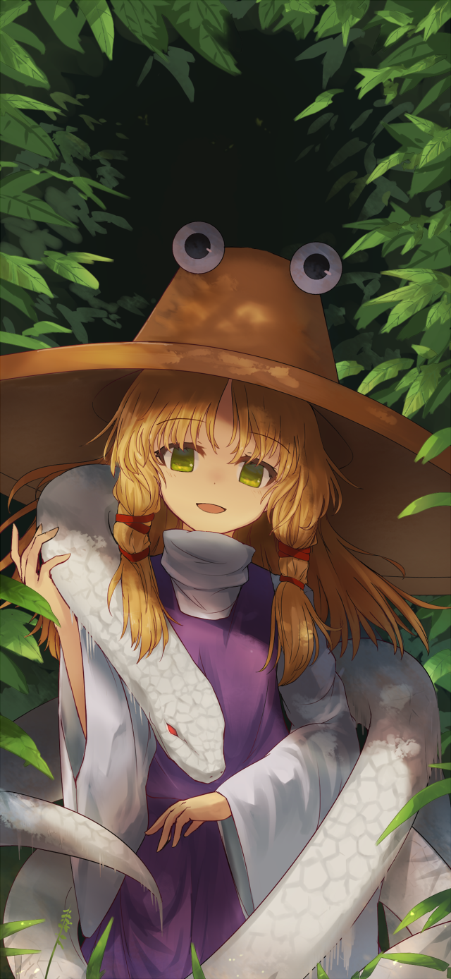 1girl animal bangs blonde_hair fen_zuo grass green_eyes hair_ribbon hand_up hat highres leaf long_sleeves looking_at_viewer medium_hair moriya_suwako parted_bangs purple_skirt purple_vest red_ribbon ribbon shirt skirt smile snake solo touhou turtleneck vest white_shirt white_snake wide_sleeves