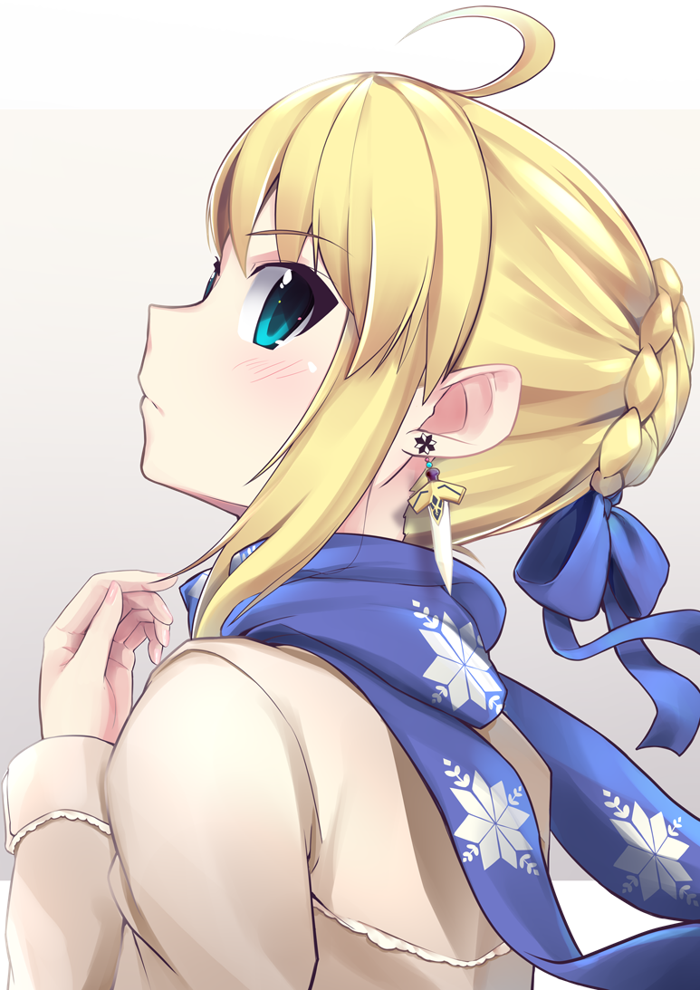ahoge aqua_eyes artoria_pendragon_(all) bangs blue_ribbon blue_scarf blush braid brown_background closed_mouth earrings eyebrows_visible_through_hair fate/stay_night fate_(series) from_side hair_ribbon jewelry kureha_(angelite) long_sleeves looking_at_viewer looking_to_the_side ribbon saber scarf sidelocks sideways_glance sword_earrings upper_body