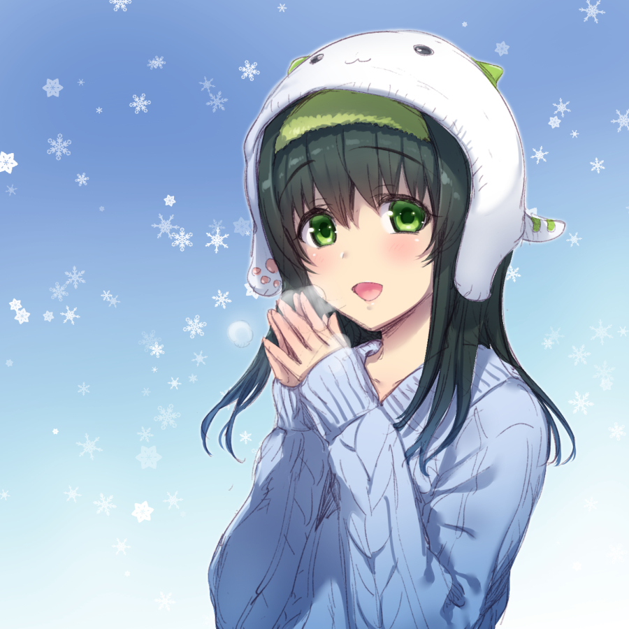 1girl :3 :d aran_sweater bangs black_hair blue_background blue_sweater blush breath chunithm commentary_request eyebrows_visible_through_hair gradient gradient_background green_eyes green_hakama hakama hisasi japanese_clothes long_hair long_sleeves looking_at_viewer open_mouth own_hands_together sleeves_past_wrists smile snowflakes solo sweater tareme tsukisuzu_shirona upper_body white_headwear