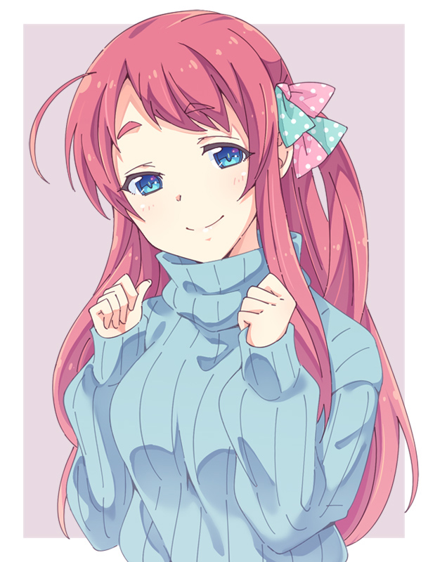 1girl ahoge aqua_bow bangs blue_eyes blue_sweater bow clenched_hands e20 hair_bow hands_up long_hair long_sleeves looking_at_viewer minamoto_sakura one_side_up pink_bow polka_dot polka_dot_bow redhead ribbed_sweater smile solo sweater turtleneck turtleneck_sweater upper_body zombie_land_saga