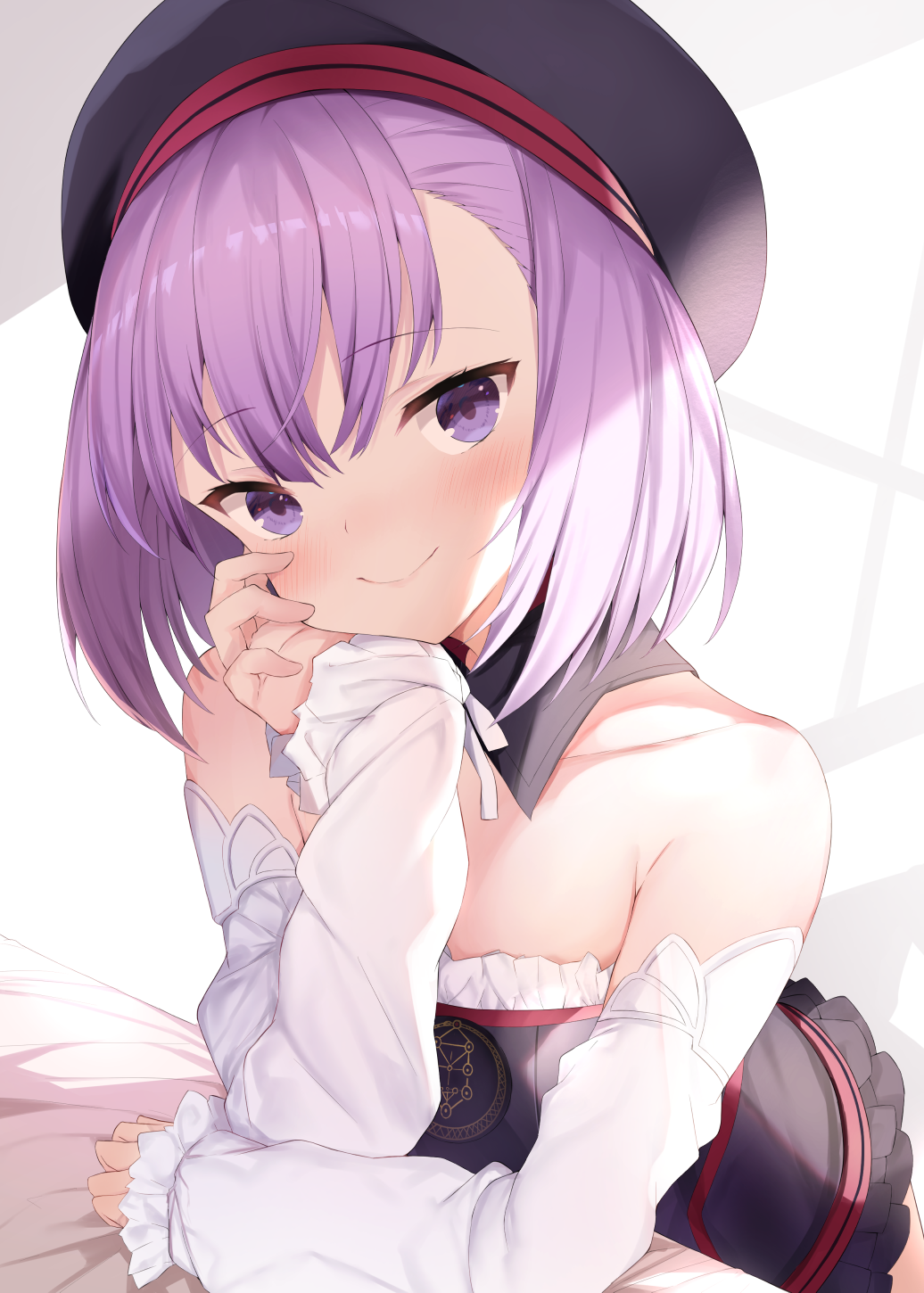 1girl bangs bare_shoulders black_dress black_headwear blush breasts closed_mouth detached_collar dress fate/grand_order fate_(series) helena_blavatsky_(fate/grand_order) highres looking_at_viewer maosame purple_hair simple_background small_breasts smile solo strapless strapless_dress violet_eyes white_background white_sleeves