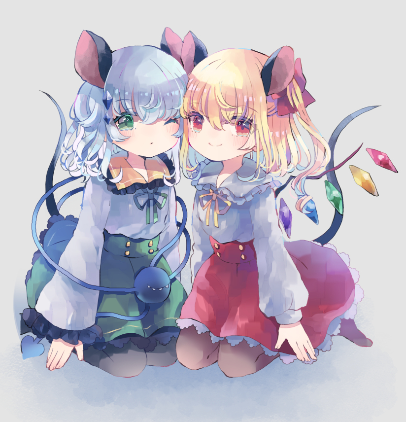 2girls :o adapted_costume alternate_color alternate_hair_length alternate_hairstyle animal_ears black_legwear blonde_hair blue_shirt brown_legwear commentary_request eyebrows_visible_through_hair flandre_scarlet frilled_shirt_collar frilled_sleeves frills green_eyes green_skirt grey_background hair_between_eyes hair_ribbon hand_on_floor head_to_head hiyuu_(hiyualice) kemonomimi_mode kneeling komeiji_koishi long_sleeves medium_hair mouse_ears mouse_tail multiple_girls no_hat no_headwear no_shoes one_eye_closed pantyhose petticoat red_eyes red_skirt ribbon shirt side_ponytail silver_hair simple_background skirt smile tail third_eye touhou wings