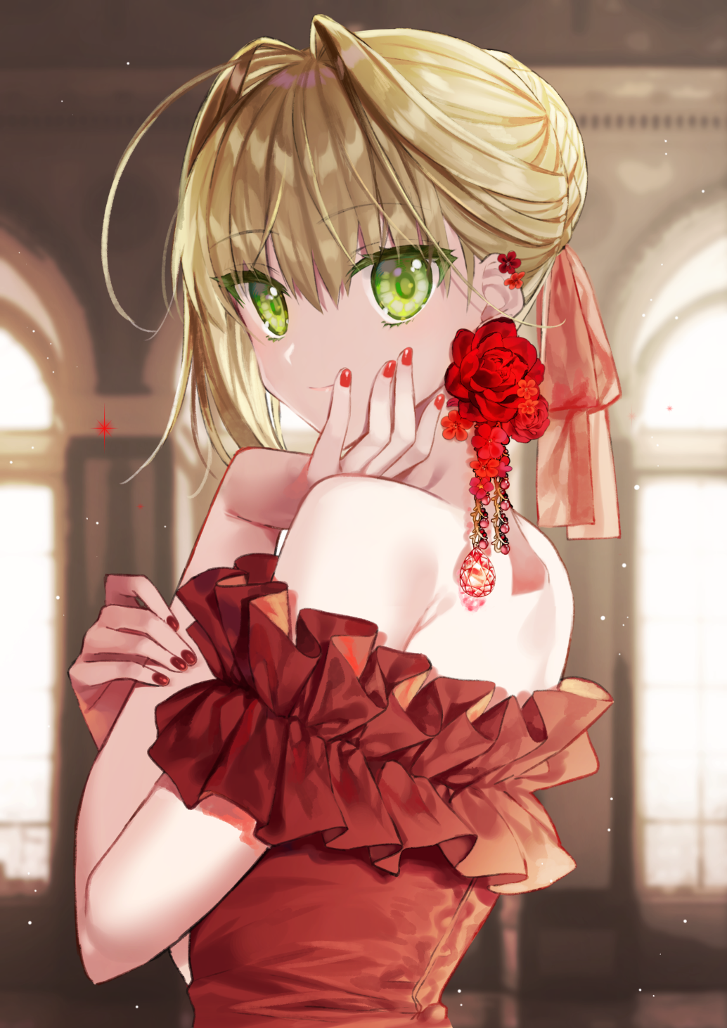 1girl ahoge bangs bare_shoulders blonde_hair blush breasts dress fate/extra fate_(series) gambe green_eyes highres large_breasts long_hair looking_at_viewer nero_claudius_(fate) nero_claudius_(fate)_(all) red_dress short_hair solo