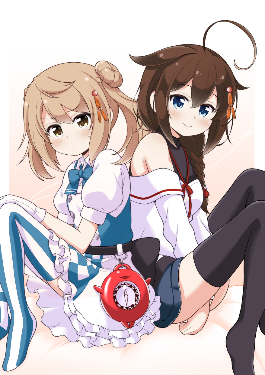 2girls ahoge bangs bare_shoulders belt between_legs black_legwear black_shirt blonde_hair blue_eyes blue_legwear blue_neckwear blue_skirt blush bow bowtie brown_hair collared_shirt commentary_request compass double_bun dress eyebrows_visible_through_hair frilled_dress frills gloves hair_between_eyes hair_flaps hair_ornament hand_between_legs hand_on_own_knee highres kantai_collection leaning_on_person looking_at_viewer michishio_(kantai_collection) multiple_girls red_neckwear remodel_(kantai_collection) shigure_(kantai_collection) shirt short_hair short_sleeves sidelocks simple_background skirt sleeveless sleeveless_shirt strapless_shirt striped striped_legwear swept_bangs tenshin_amaguri_(inobeeto) thigh-highs white_background white_dress white_gloves white_legwear yellow_eyes zettai_ryouiki