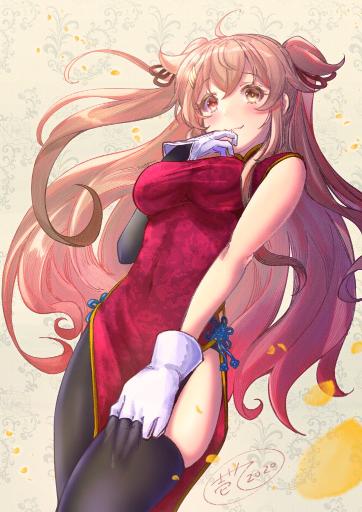 1girl 2020 alternate_costume breasts brown_eyes china_dress chinese_clothes dress gloves hair_between_eyes hair_flaps heterochromia ittokyu kantai_collection large_breasts light_brown_hair long_hair murasame_(kantai_collection) red_dress red_eyes remodel_(kantai_collection) signature smile solo white_gloves