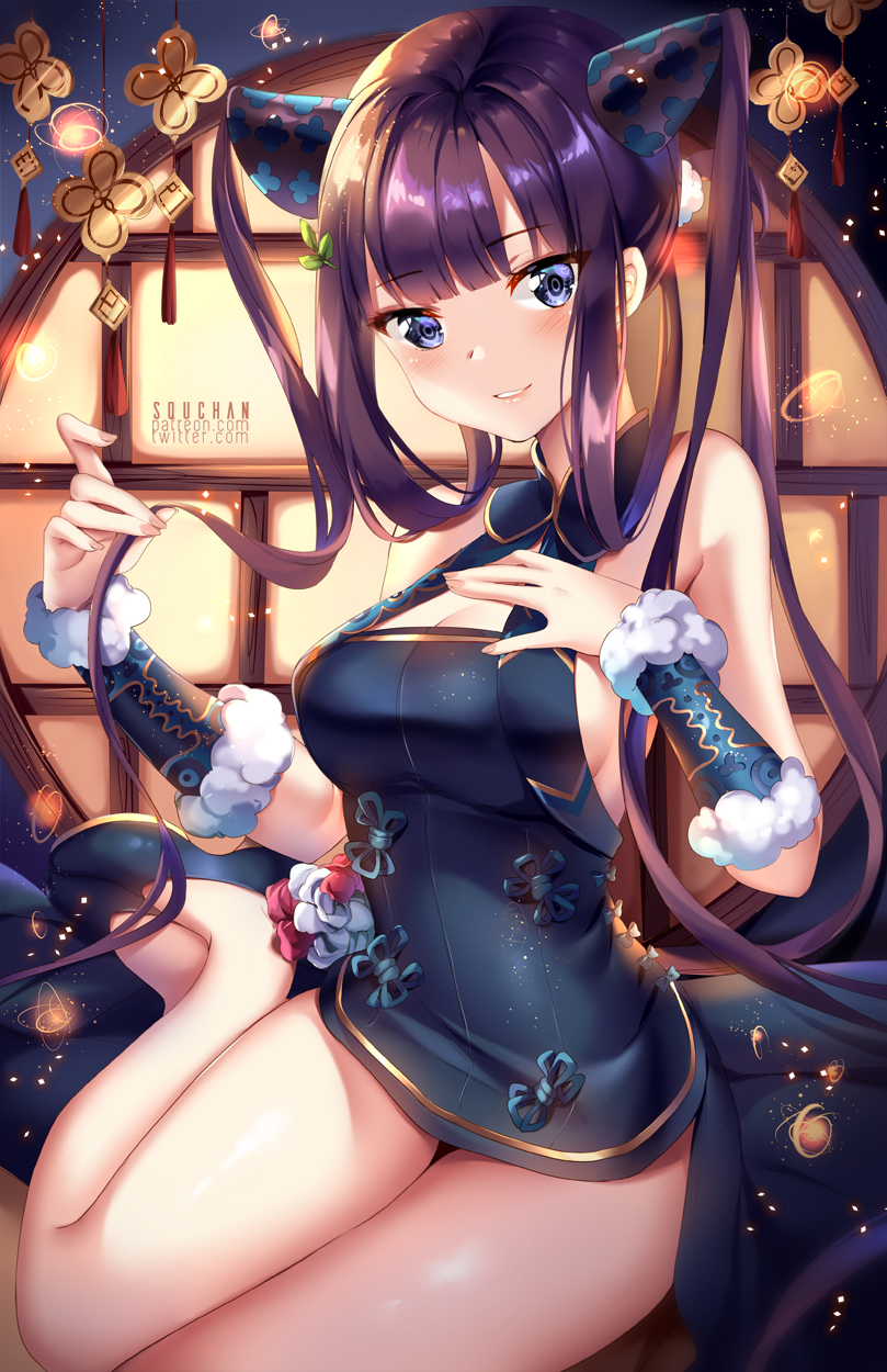 1girl armlet artist_name bangs bare_shoulders black_dress blue_eyes blunt_bangs blush breasts china_dress chinese_clothes commentary_request dress eyebrows_visible_through_hair fate/grand_order fate_(series) hair_ornament hand_on_own_chest highres holding holding_hair leaf_hair_ornament long_hair looking_at_viewer medium_breasts purple_hair sideboob sitting sleeveless sleeveless_dress smile solo squchan thighs twintails very_long_hair yang_guifei_(fate/grand_order) yokozuwari