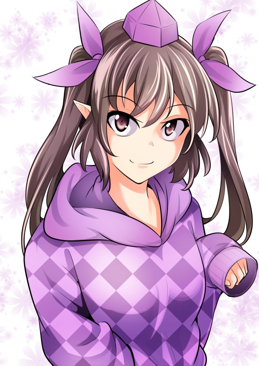 1girl alternate_costume ashiroku_(miracle_hinacle) bangs brown_eyes brown_hair checkered checkered_hoodie commentary eyebrows_visible_through_hair floral_background hair_between_eyes hair_ribbon hand_up hat himekaidou_hatate hood hoodie long_hair long_sleeves looking_at_viewer pointy_ears purple_hoodie purple_ribbon ribbon sidelocks sleeves_past_wrists smile solo tokin_hat touhou twintails unmoving_pattern upper_body white_background