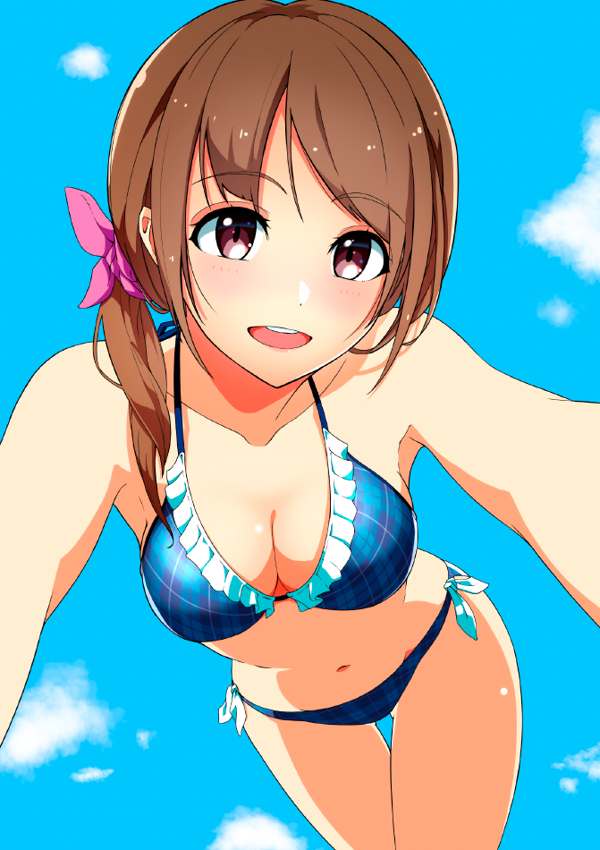 1girl :d ass_visible_through_thighs bare_arms bare_shoulders bikini blue_background blue_sky blush bow breasts brown_eyes brown_hair clouds cowboy_shot dot_nose eyebrows_visible_through_hair hair_bow hi_iro large_breasts leaning_forward looking_at_viewer medium_hair navel open_mouth original pink_bow round_teeth side-tie_bikini side_ponytail sky smile solo standing swimsuit teeth thigh_gap title