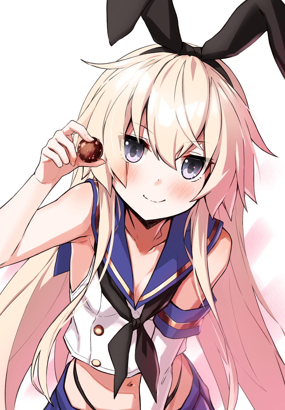 1girl black_neckwear black_panties blonde_hair blue_eyes blue_sailor_collar blue_skirt blush chocolate commentary_request crop_top elbow_gloves eyebrows_visible_through_hair fingernails food gloves hair_between_eyes highleg highleg_panties highres holding holding_food kantai_collection long_hair navel neckerchief panties pleated_skirt sailor_collar school_uniform serafuku shimakaze_(kantai_collection) simple_background single_glove skirt sleeveless smile solo takanashi_kei_(hitsujikan) underwear white_background white_gloves