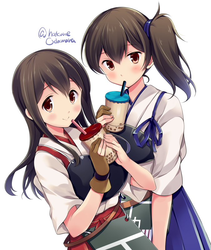 2girls akagi_(kantai_collection) bangs blue_hakama brown_eyes brown_gloves brown_hair bubble_tea closed_mouth commentary cup disposable_cup drinking gloves hair_tie hakama hakama_skirt holding holding_cup japanese_clothes kaga_(kantai_collection) kantai_collection long_hair looking_at_viewer multiple_girls muneate odawara_hakone red_hakama shirt short_sleeves side_ponytail simple_background single_glove smile standing straight_hair twintails white_background white_shirt