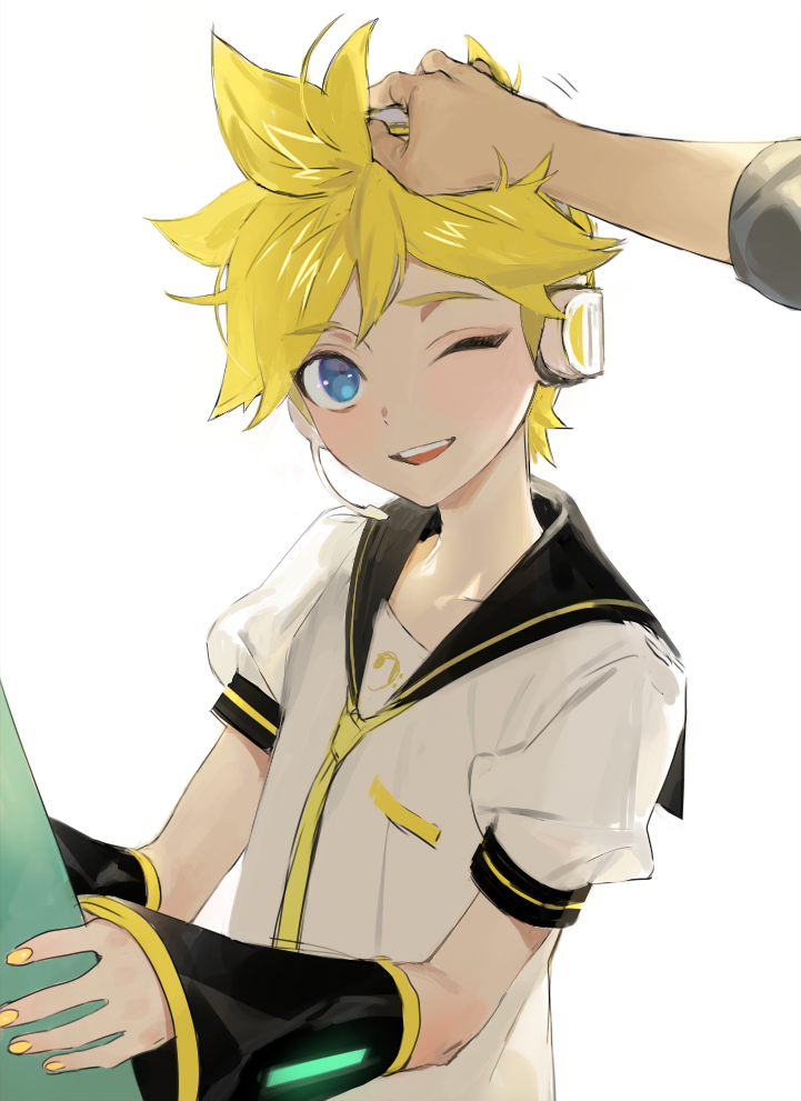 1boy bass_clef blonde_hair blue_eyes commentary_request detached_sleeves headset kagamine_len looking_at_viewer naoko_(naonocoto) necktie one_eye_closed open_mouth petting sailor_collar smile solo_focus vocaloid yellow_nails