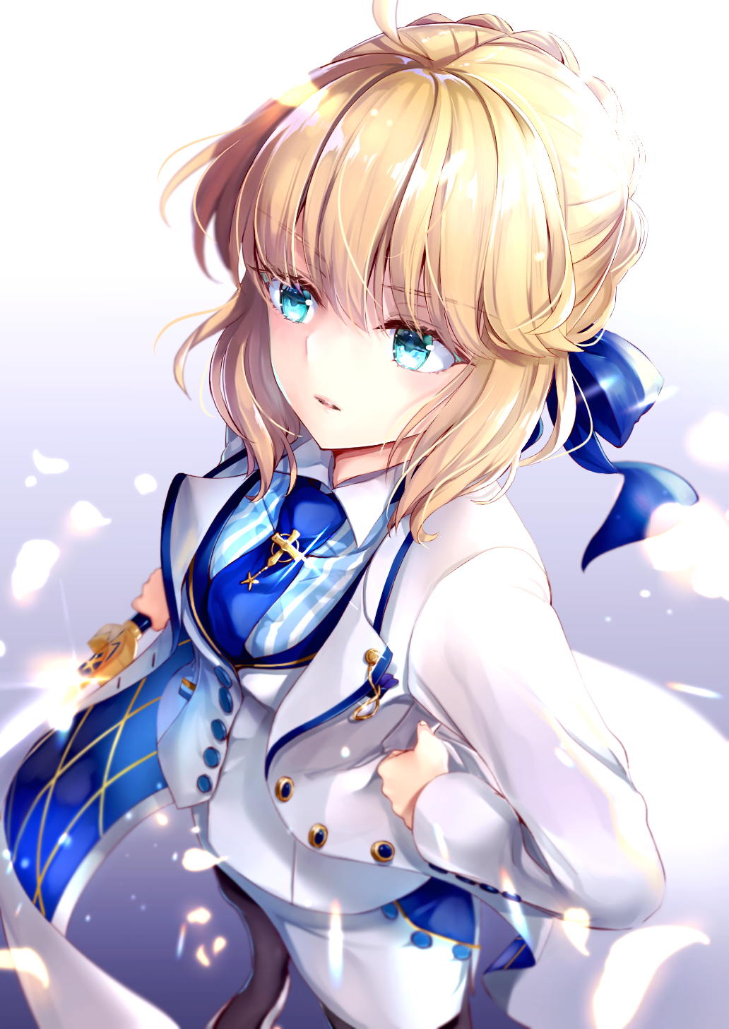 1girl ahoge arthur_pendragon_(fate) arthur_pendragon_(fate)_(cosplay) artoria_pendragon_(all) bangs blonde_hair blue_neckwear blue_ribbon blush buttons commentary_request cosplay eyebrows_visible_through_hair fate/grand_order fate_(series) formal green_eyes hair_ribbon hane_yuki highres jewelry lapel lapel_pin long_hair looking_at_viewer multicolored multicolored_clothes necktie parted_lips pendant ribbon saber solo suit vest white_background white_rose_(fate/grand_order) white_suit