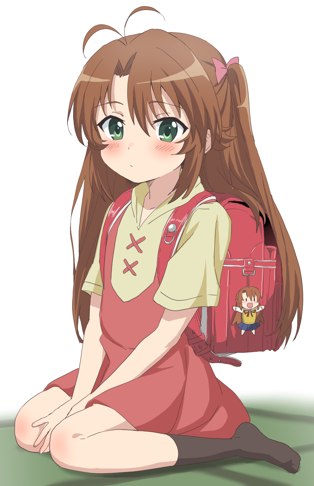 1girl antenna_hair backpack bag bag_charm bangs between_legs black_legwear blurry blurry_background blush bow brown_hair brown_shirt charm_(object) closed_mouth depth_of_field dress eyebrows_visible_through_hair green_eyes hair_between_eyes hair_bow hand_between_legs highres koshigaya_komari long_hair no_shoes non_non_biyori parted_bangs pink_bow randoseru red_dress shirt short_sleeves sitting sleeveless sleeveless_dress socks solo tatami trg-_(sain) two_side_up very_long_hair wariza white_background