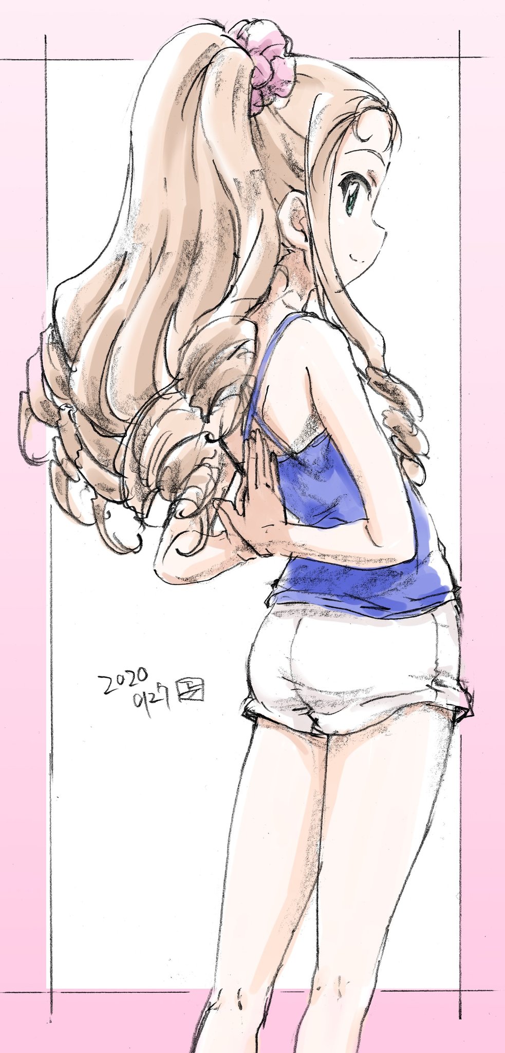 1girl arms_behind_head artist_name blonde_hair blue_shirt camisole casual closed_mouth commentary dated drill_hair from_behind girls_und_panzer green_eyes gym_shorts hair_ornament hair_scrunchie hair_up highres kneepits long_hair looking_at_viewer looking_back marie_(girls_und_panzer) outside_border pink_scrunchie ponytail robinsonk9999 scrunchie shirt short_shorts shorts signature sketch smile solo standing stretch traditional_media