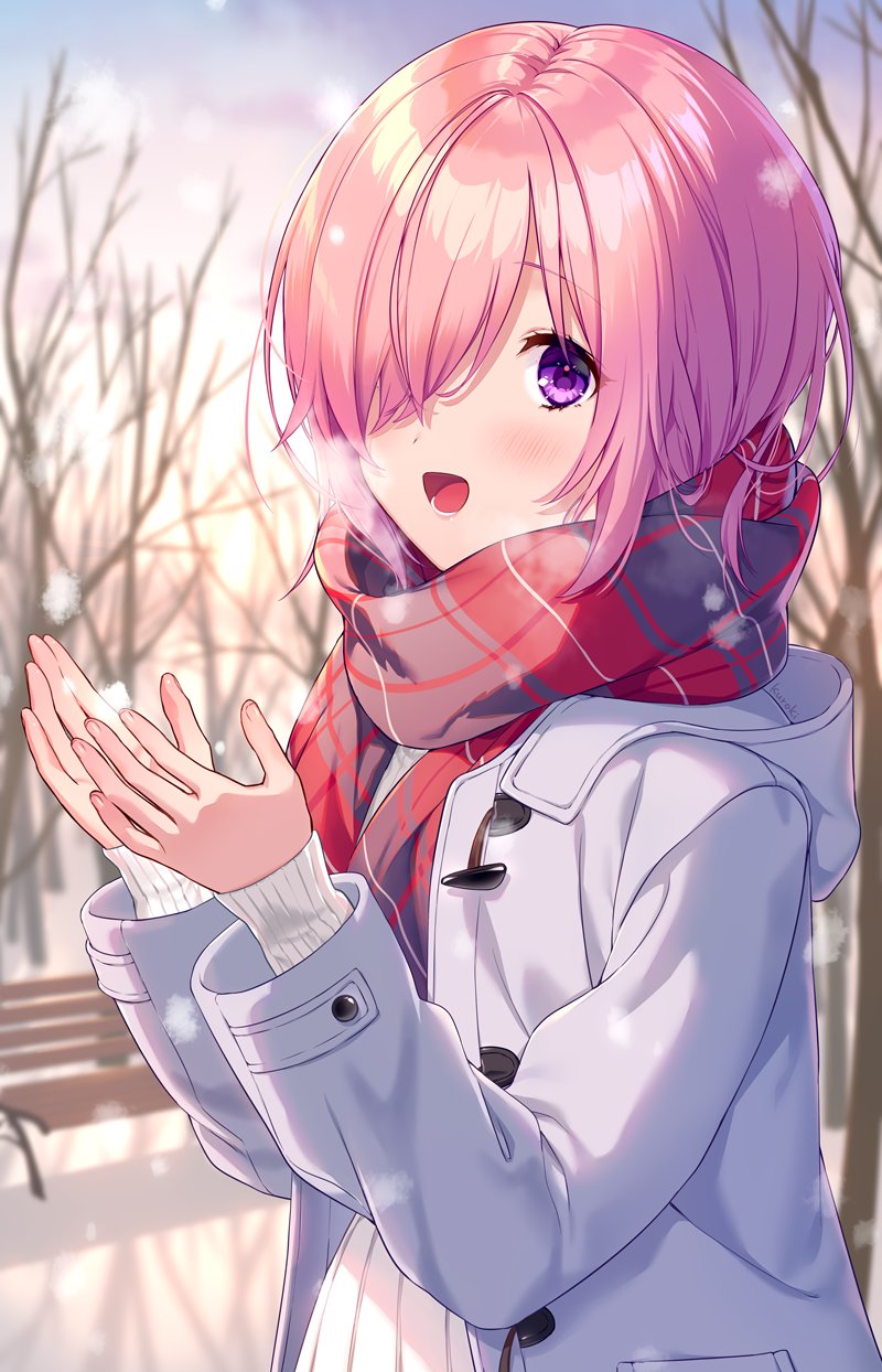 1girl artist_name bangs bare_tree bench blue_scarf blurry blurry_background blush breath buttons coat commentary depth_of_field enpera eyebrows_visible_through_hair eyelashes fate/grand_order fate_(series) fingernails hair_over_one_eye hands_up happy highres hooded_coat kuroki_(ma-na-tu) long_sleeves looking_at_viewer lower_teeth mash_kyrielight open_clothes open_coat open_mouth outdoors plaid plaid_scarf red_scarf scarf shiny shiny_hair short_hair snow snowflakes snowing solo standing sweater tree twilight upper_body violet_eyes white_coat winter winter_clothes winter_coat