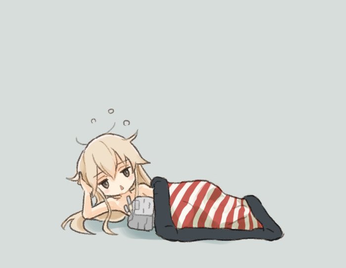 1girl :3 blanket blonde_hair brown_eyes grey_background head_rest kantai_collection long_hair otoufu rensouhou-chan shimakaze_(kantai_collection) simple_background solo striped