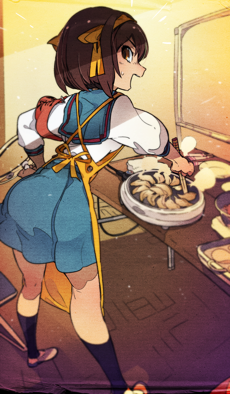 1girl apron armband ass back black_legwear blue_skirt breasts brown_eyes brown_hair chopsticks clothes_pin commentary cooking dumpling food from_behind frying_pan full_body hairband hand_on_hip highres indoors jiaozi kuroi_moyamoya leaning_forward long_sleeves looking_at_viewer looking_back medium_breasts miniskirt open_mouth sailor_collar school_uniform serafuku shirt shoes short_hair skirt socks solo standing steam suzumiya_haruhi suzumiya_haruhi_no_yuuutsu sweatdrop thighs white_shirt whiteboard