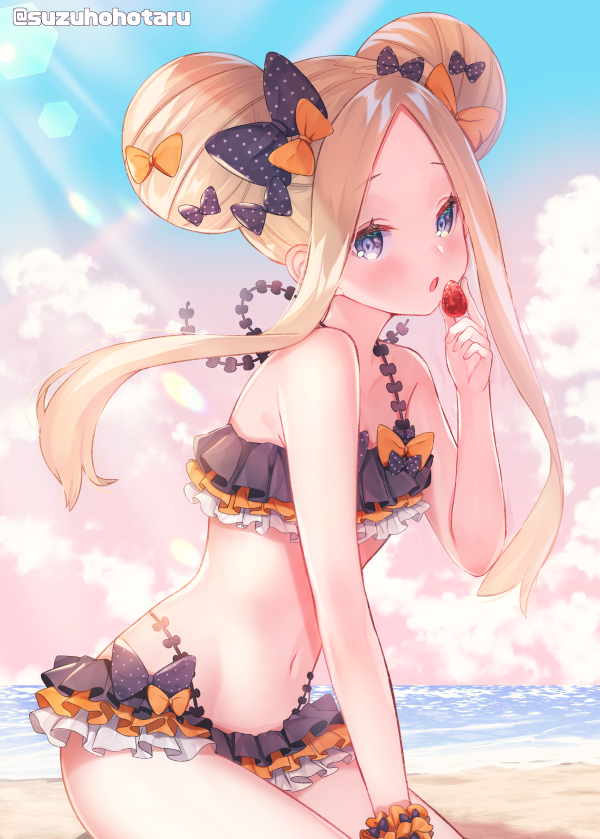 1girl abigail_williams_(fate/grand_order) bangs bare_shoulders beach bikini black_bikini black_bow blonde_hair blue_eyes blue_sky blush bow breasts double_bun eating emerald_float fate/grand_order fate_(series) food forehead fruit hair_bow light_rays long_hair looking_at_viewer multiple_bows navel ocean open_mouth orange_bow parted_bangs polka_dot polka_dot_bow scrunchie seiza sidelocks sitting sky small_breasts solo strawberry sunlight suzuho_hotaru swimsuit thighs wrist_scrunchie