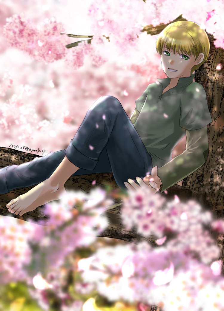 1boy artist_name bangs barefoot blonde_hair blurry_foreground cherry_blossoms eyebrows_visible_through_hair feet green_eyes high_collar honzuki_no_gekokujou in_tree long_sleeves looking_at_viewer lutz_(honzuki_no_gekokujou) male_focus open_collar outdoors pants parted_lips petals shirt sitting smile tree yuuko24