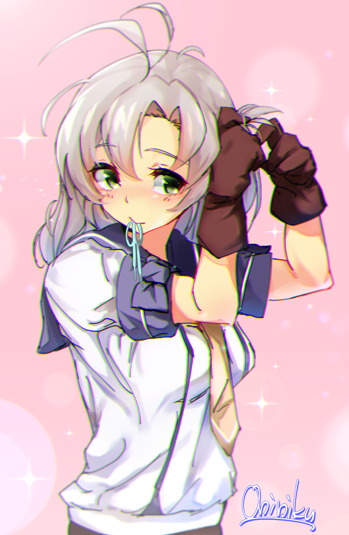 1girl adjusting_hair ahoge artist_name blue_sailor_collar blush brown_gloves gloves green_eyes grey_hair hair_between_eyes kantai_collection kinugasa_(kantai_collection) long_hair mani_oniniku mouth_hold neckerchief one_side_up remodel_(kantai_collection) sailor_collar school_uniform serafuku short_sleeves signature solo upper_body yellow_neckwear