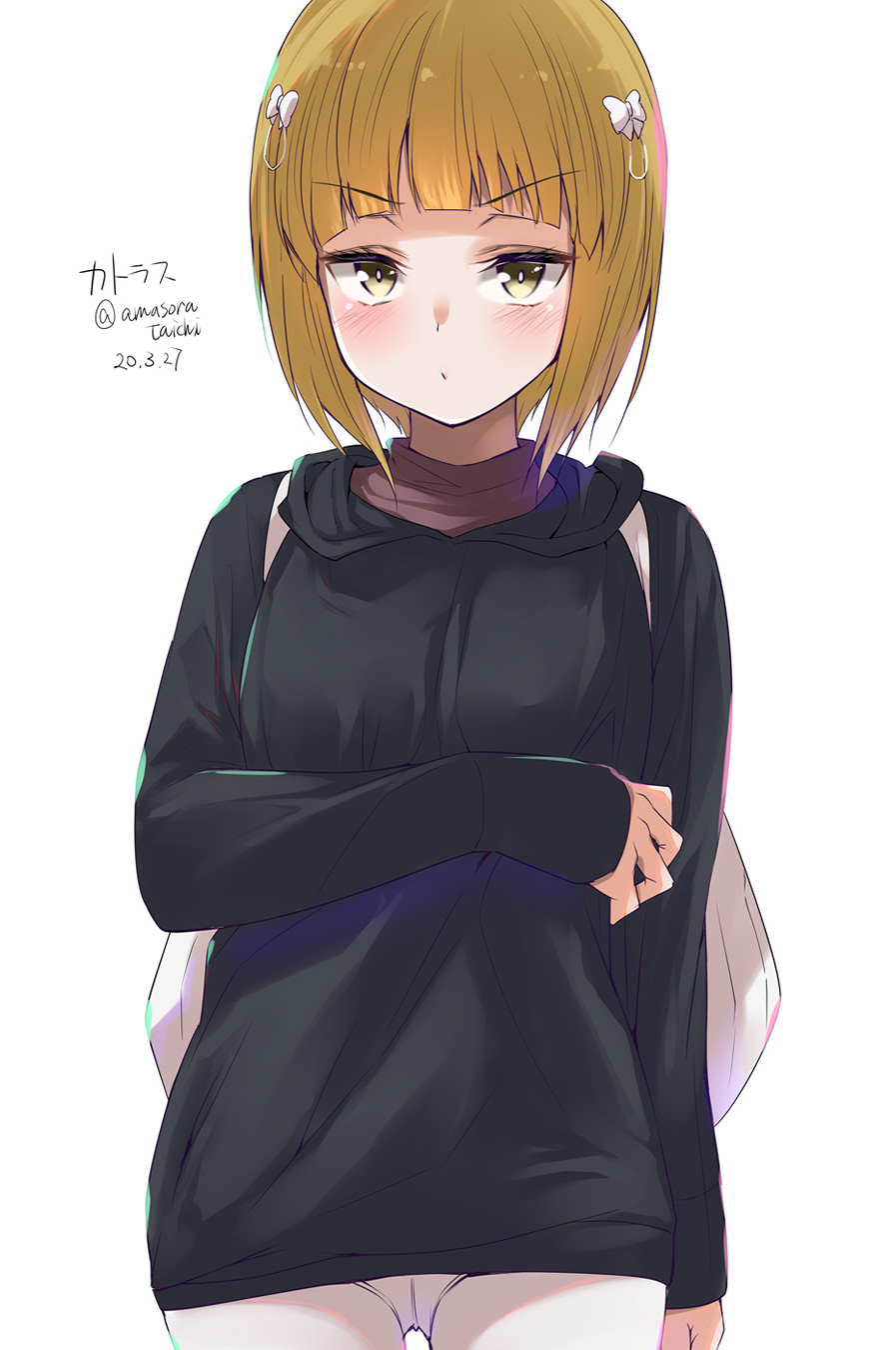 1girl amasora_taichi arm_across_chest backpack bag bangs black_shirt blonde_hair blunt_bangs blush border bow casual character_name commentary cowboy_shot cutlass_(girls_und_panzer) dated eyebrows_visible_through_hair girls_und_panzer hair_bow highres leggings light_frown long_sleeves looking_at_viewer shirt short_hair simple_background solo standing translated twitter_username white_background white_border white_legwear yellow_eyes