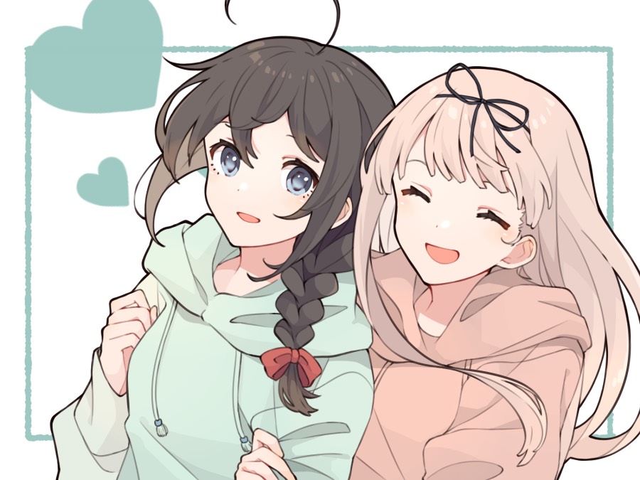 2girls ahoge alternate_costume bangs black_hair black_ribbon blonde_hair blue_eyes braid brown_sweater closed_eyes commentary_request green_sweater hair_over_shoulder hair_ribbon heart hood hooded_sweater hoodie kantai_collection long_hair long_sleeves multiple_girls ribbon shakemi_(sake_mgmgmg) shigure_(kantai_collection) single_braid smile straight_hair sweater two-tone_background upper_body yuudachi_(kantai_collection)