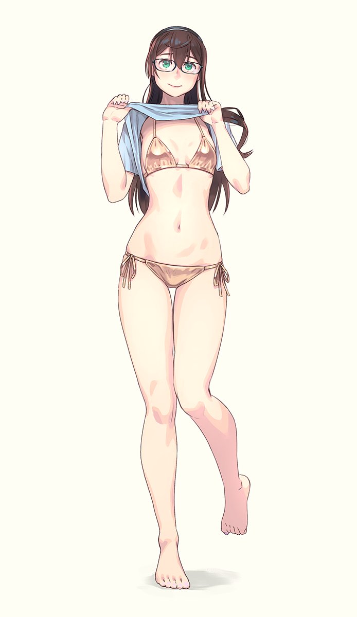 1girl alternate_costume bangs bare_legs barefoot bikini black_hair blush breasts closed_mouth commentary_request eyebrows_visible_through_hair full_body glasses gold_bikini green_eyes hairband halterneck highres kantai_collection long_hair looking_at_viewer navel ooyodo_(kantai_collection) semi-rimless_eyewear shirt_lift side-tie_bikini simple_background small_breasts smile solo standing stomach string_bikini swimsuit swimsuit_under_clothes under-rim_eyewear white_background yuuji_(and)