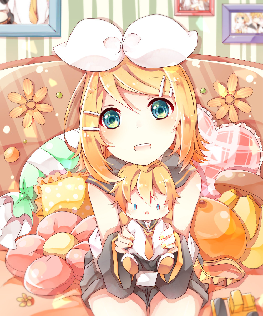 arm_warmers banana bangs bare_shoulders belt black_collar black_shorts blonde_hair blue_eyes bow character_doll collar couch detached_sleeves doll flower food framed_image fruit grey_collar grey_shorts grey_sleeves hair_bow hair_ornament hairclip heart heart_pillow highres holding holding_doll kagamine_len kagamine_rin leaning_forward light_smile looking_at_viewer nail_polish neckerchief necktie open_mouth orange photo_(object) pillow sailor_collar sazanami_(ripple1996) school_uniform shirt short_hair short_ponytail short_shorts shorts spiky_hair steamroller striped_wall swept_bangs vocaloid white_bow white_shirt yellow_nails yellow_neckwear
