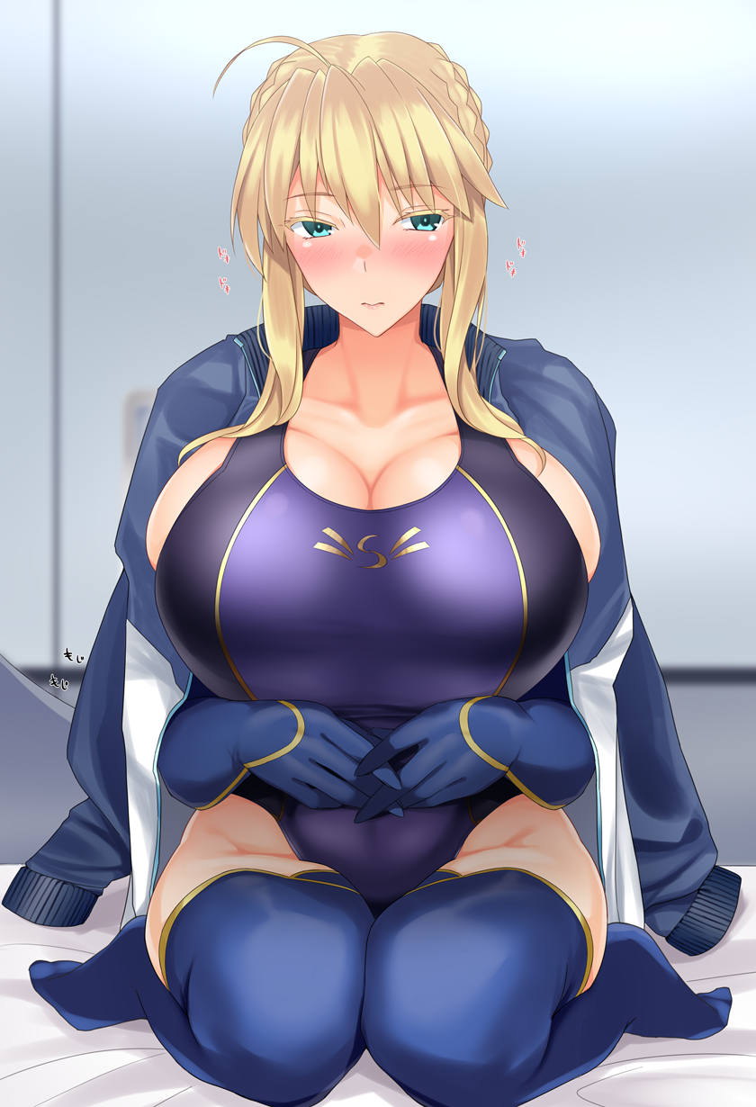 artoria_pendragon_(all) artoria_pendragon_(lancer) blonde_hair blue_gloves blue_jacket blush breasts coat competition_swimsuit elbow_gloves fate/grand_order fate_(series) gachou gloves green_eyes highres huge_breasts jacket jacket_on_shoulders jersey kneeling one-piece_swimsuit swimsuit thigh-highs thighs