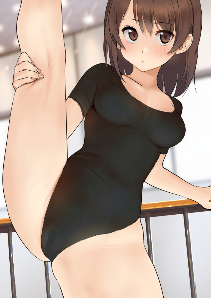 1girl ass bangs blush breasts brown_eyes brown_hair eyebrows_visible_through_hair furuyama_itaru leotard original parted_lips solo split standing standing_on_one_leg standing_split