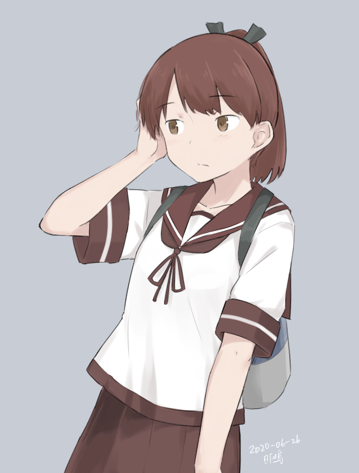 1girl backpack bag brown_eyes brown_hair brown_sailor_collar brown_skirt cowboy_shot grey_background kantai_collection kusakasima looking_to_the_side ponytail sailor_collar school_uniform serafuku shikinami_(kantai_collection) short_sleeves simple_background skirt solo