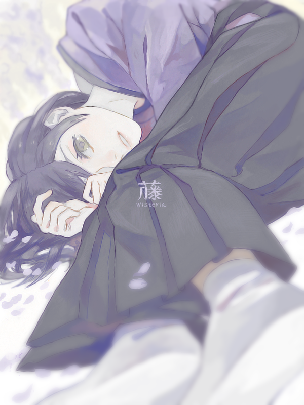 1boy androgynous drawr eyelashes flower hakama japanese_clothes lips long_hair lying male_focus nishihara_isao original pale_skin photoshop_(medium) purple_hair smile solo tabi wisteria yellow_eyes