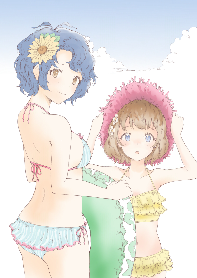 2girls :o antenna_hair arms_up back bangs bare_arms bare_back bare_shoulders bikini bikini_skirt blue_bikini blue_eyes blue_hair blue_sky breasts brown_eyes brown_hair closed_mouth clouds collarbone cowboy_shot day eyebrows_visible_through_hair flower frilled_bikini frills from_behind hair_flower hair_ornament halter_top halterneck hands_on_headwear hands_up hat holding holding_innertube idolmaster idolmaster_million_live! idolmaster_million_live!_theater_days innertube light_blush light_smile looking_at_viewer looking_back medium_breasts multiple_girls nemubusoku parted_lips pink_headwear short_hair side-tie_bikini sideboob sky standing straw_hat string_bikini striped striped_bikini suou_momoko swimsuit toyokawa_fuuka white_background white_flower yellow_bikini yellow_flower