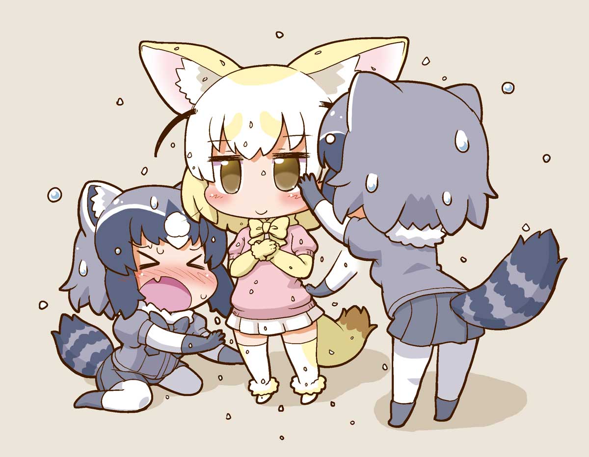 2girls animal_ears black_hair blonde_hair blush bow bowtie brown_eyes common_raccoon_(kemono_friends) eyebrows_visible_through_hair fang fennec_(kemono_friends) fox_ears fox_tail fur_collar gerotan gloves grey_hair kemono_friends multicolored_hair multiple_girls open_mouth raccoon_ears raccoon_tail short_hair short_sleeves skirt smile tail thigh-highs