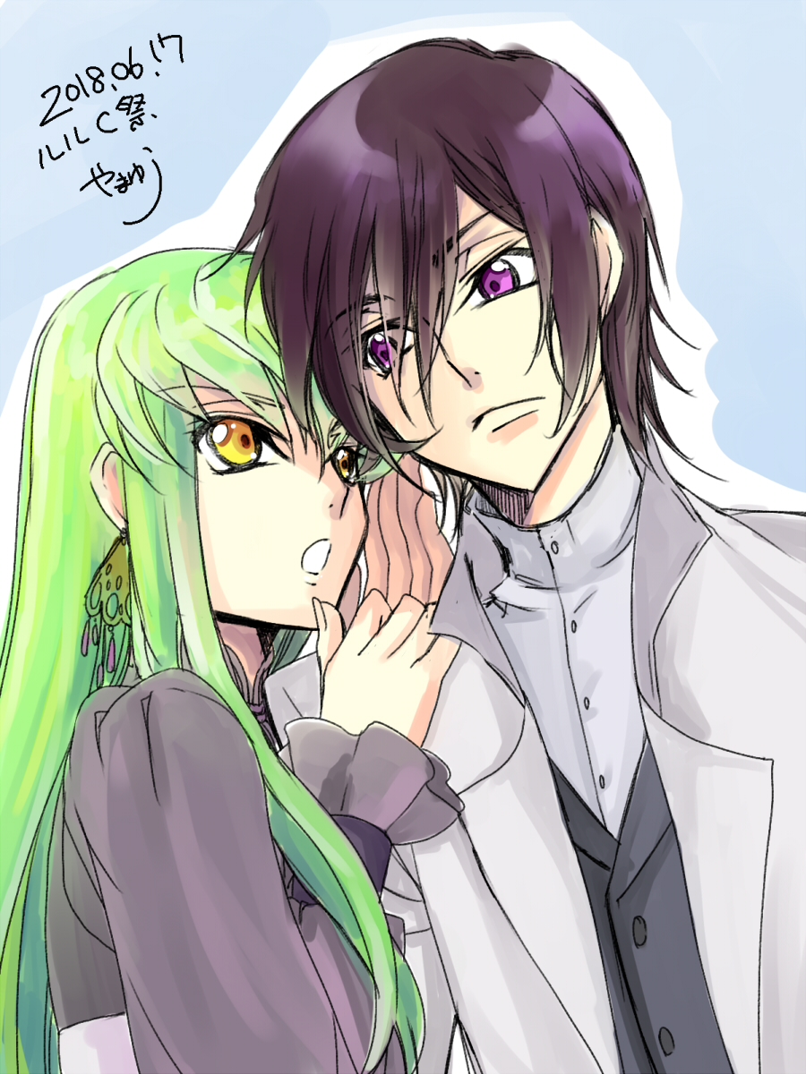 1boy 1girl 2018 belt black_belt blue_background brown_hair c.c. code_geass dated green_hair grey_shirt highres jacket leaning_to_the_side lelouch_lamperouge long_hair long_sleeves open_clothes open_jacket roman_buriki shiny shiny_hair shirt signature straight_hair upper_body very_long_hair violet_eyes whispering white_jacket yellow_eyes