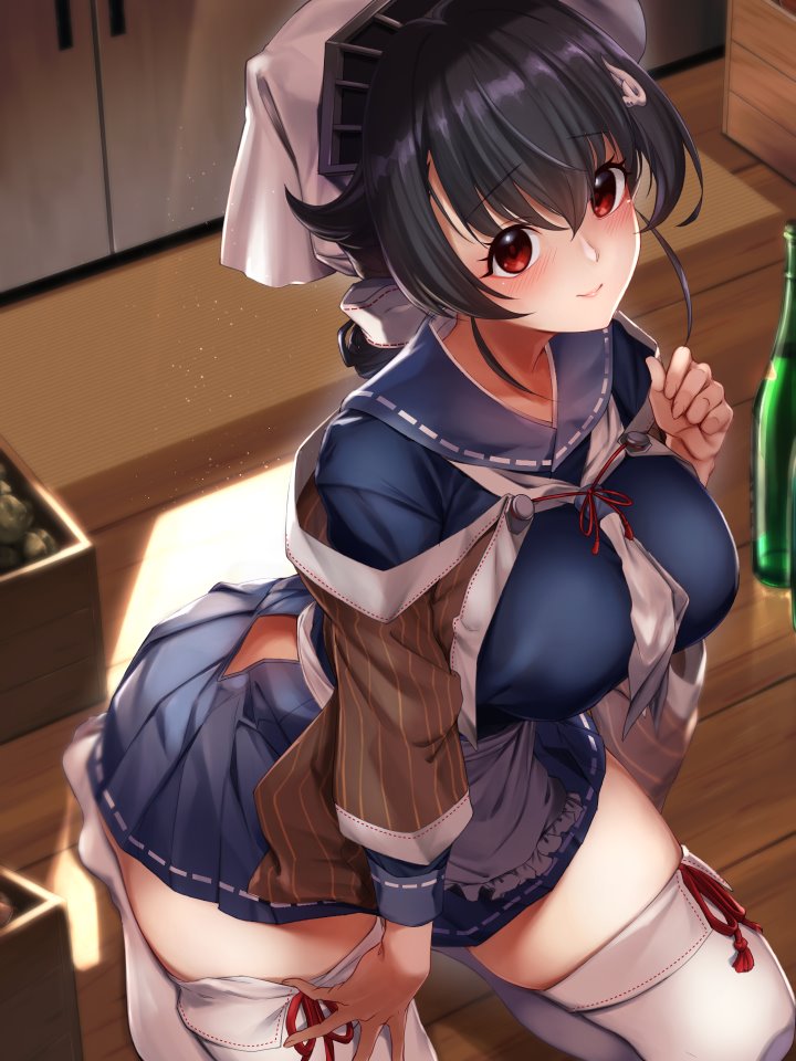 1girl black_hair blue_sailor_collar blue_serafuku blue_skirt blush hair_flaps jingei_(kantai_collection) kantai_collection neckerchief red_eyes sailor_collar sailor_shirt shirt skirt smile thigh-highs white_bandana white_legwear white_neckwear youmou_usagi