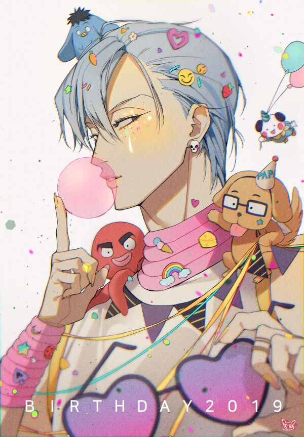 1boy 2019 balloon birthday bracelet bubble_blowing chewing_gum commentary_request dog earrings floating hair_ornament heart heart-shaped_eyewear hisoka_morow hunter_x_hunter jewelry octopus scarf skull_earrings soppaghetti sunglasses tinted_eyewear